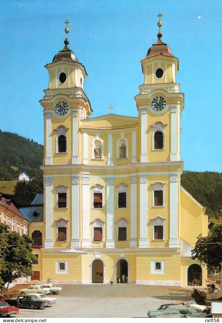 1 AK Österreich / Oberösterreich * Mondsee Mit Der Pfarrkirche Hl. Michael * - Mondsee