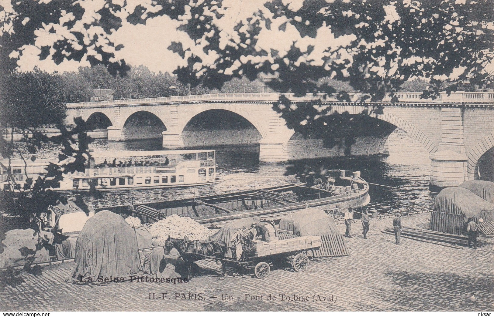 PARIS(13 Em ARRONDISSEMENT) BATEAU DE PENICHE(CHARGEMENT) - District 13