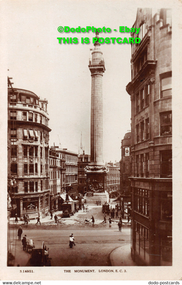 R359074 London. The Monument. W. H. S. Kingsway Real Photo Series - Sonstige & Ohne Zuordnung