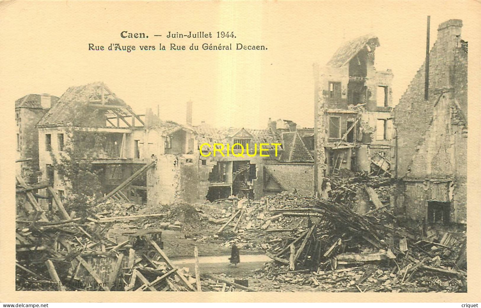 14 Caen, lot de 13 cartes différentes des bombardements de juin-juillet 1944