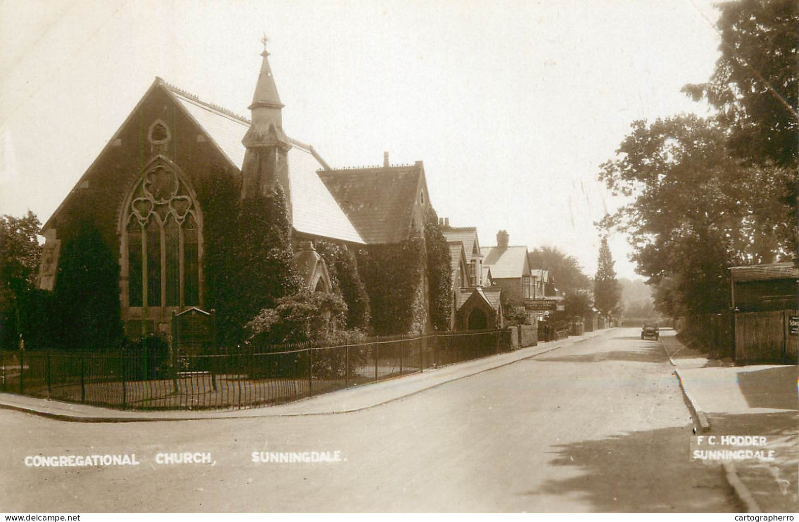 Sunningdale Congregational Church Photo Postcard F. C. Hodder - Andere & Zonder Classificatie