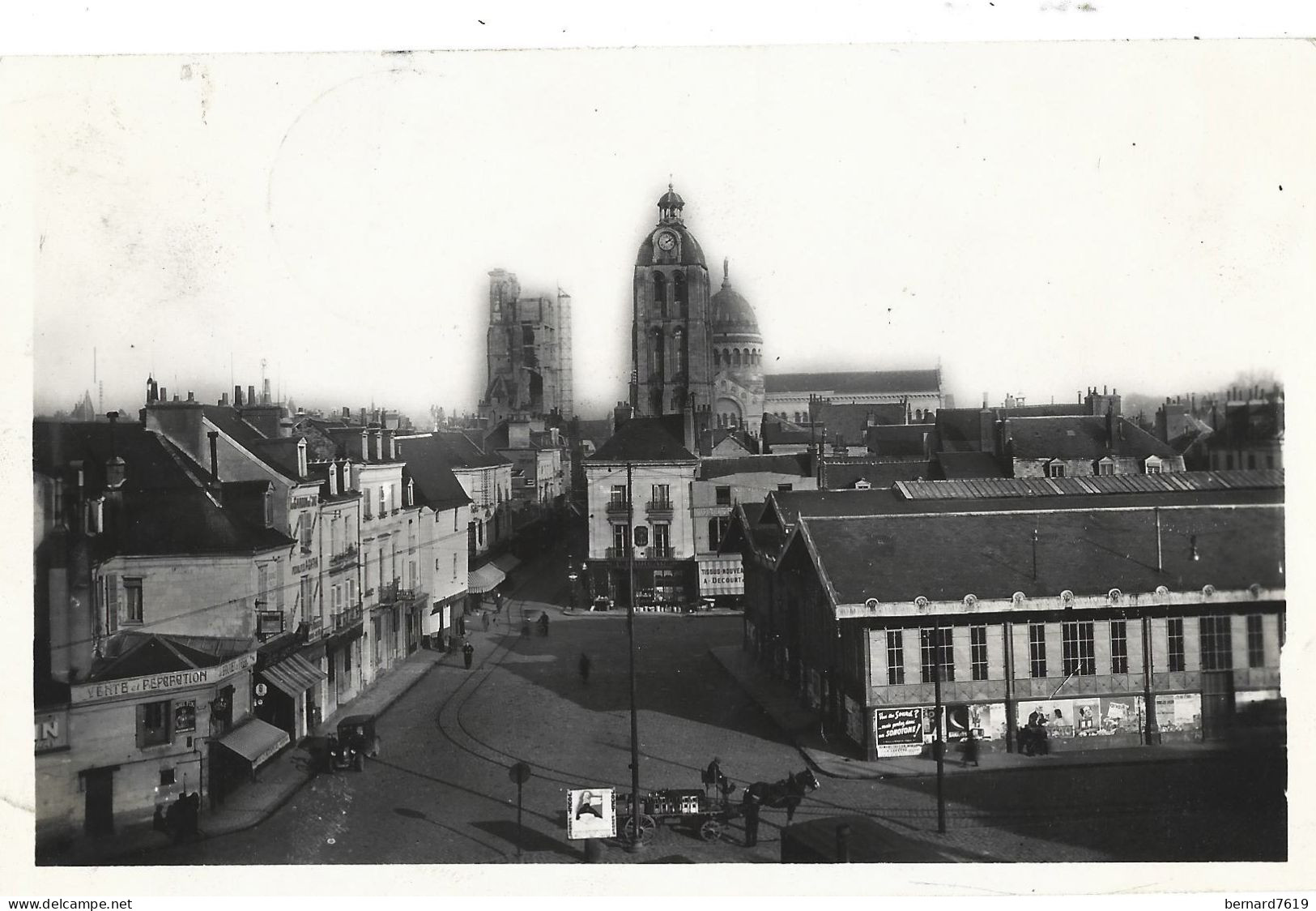 37  Tours -  Les Halles - Tours De L'horloge Et Charlemagne - Tours