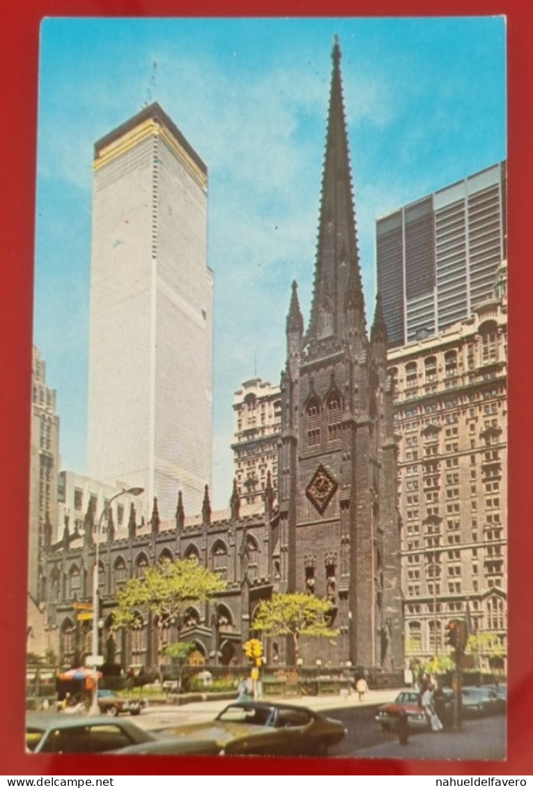 Uncirculated Postcard - USA - NY, NEW YORK CITY - TRINITY CHURCH, Broadway And Wall Street - Églises