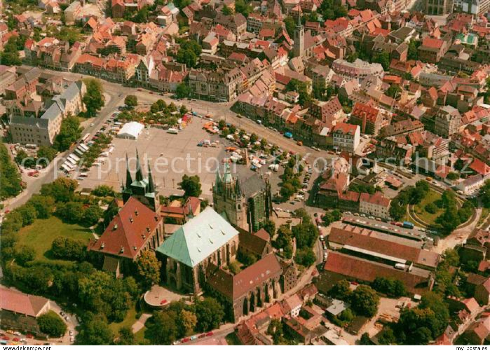 72785829 Erfurt Domplatz Mit Mariendom Und Pfarrkirche St Severi Fliegeraufnahme - Erfurt