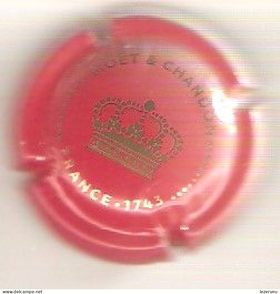 CAPSULE DE MUSELET CHAMPAGNE MOET ET CHANDON OR SUR ROUGE - Moet Et Chandon