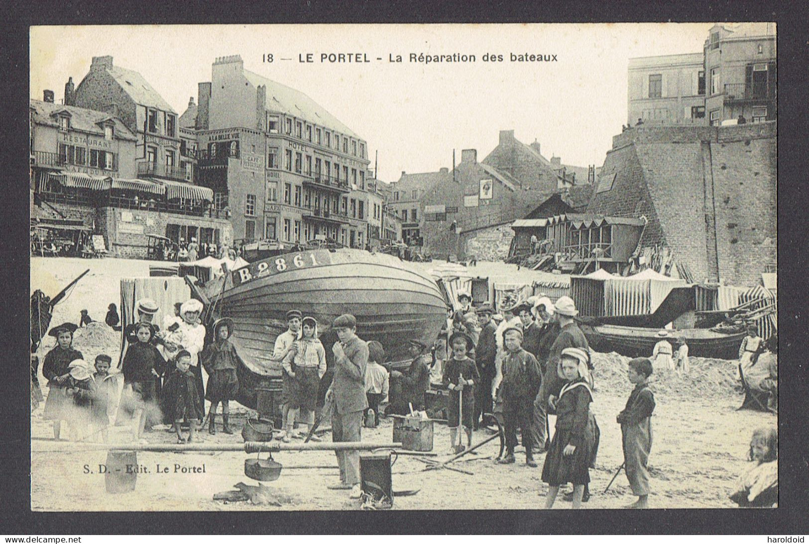 CPA 62 - LE PORTEL - LA REPARATION DES BATEAUX - Le Portel