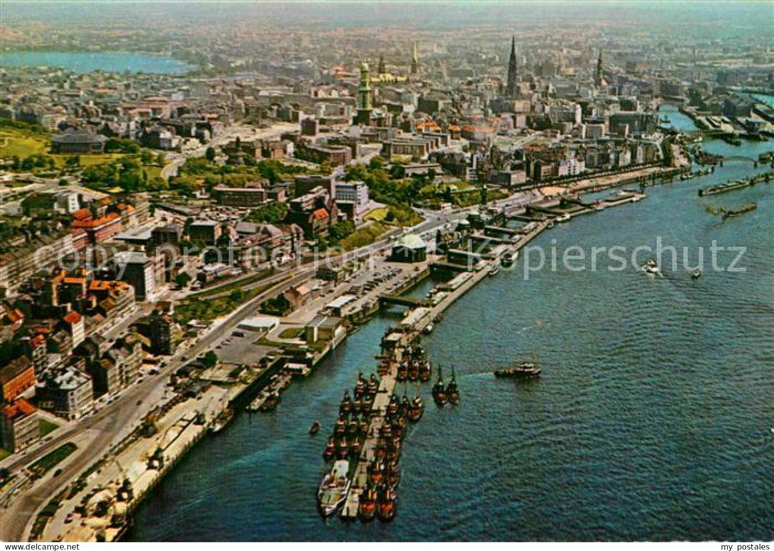 72784703 Hamburg Fliegeraufnahme Mit Hafen Hamburg - Altri & Non Classificati