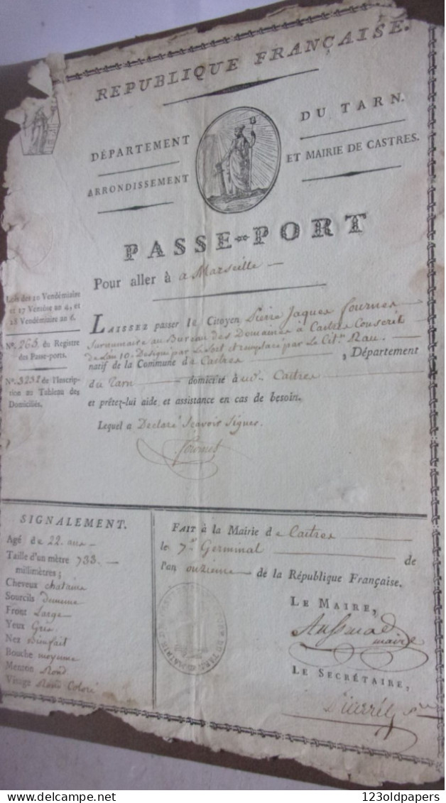 AN XI  1802 PASSE PORT POUR SE RENDREA MARSEILLE DE CASTRES TARN PROFESSION SURNUMERAIRE AU BUREAU DES DOMAINES - Historische Documenten