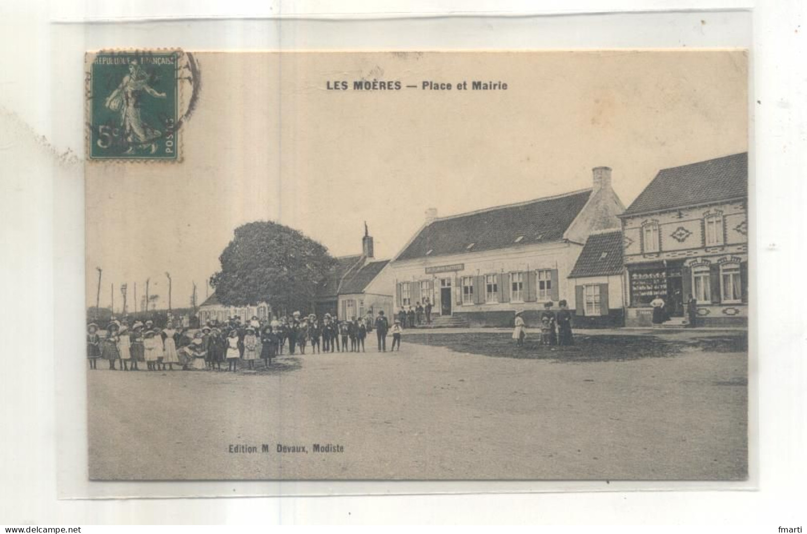 Les Moeres, Place Et Mairie (CP Vendue Dans L'état (titi45)) - Sonstige & Ohne Zuordnung