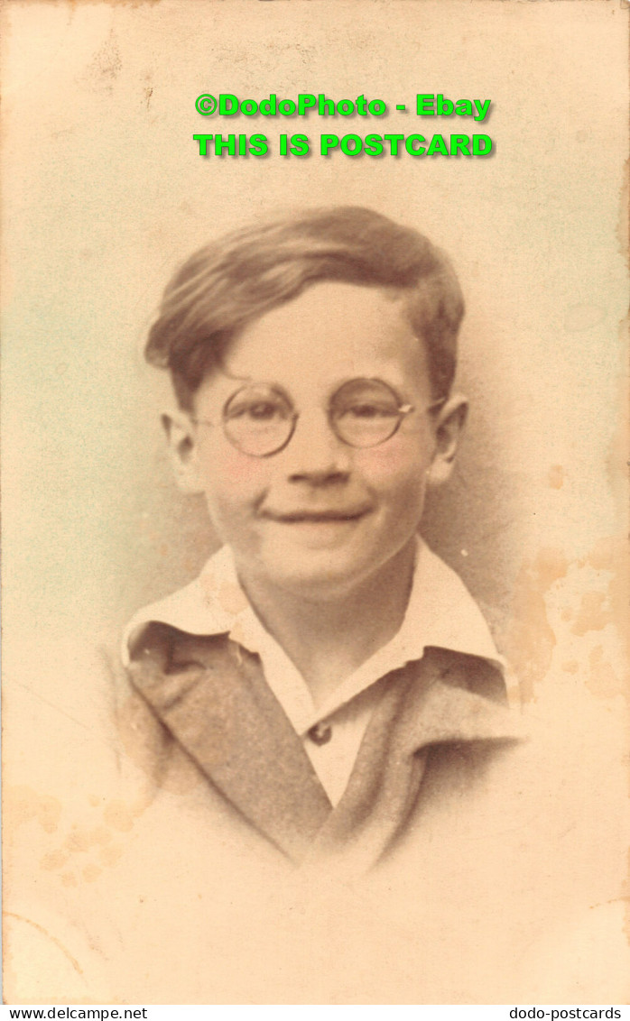 R359493 A Little Boy With Glasses. D. C. Doran. Cabinette - World