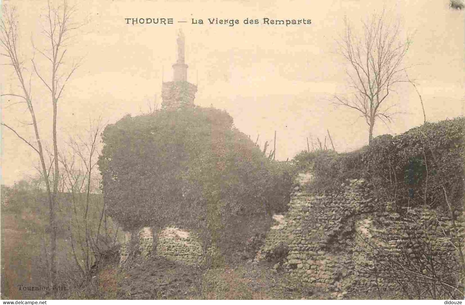 38 - Thodure - La Vierge Des Remparts - Correspondance - CPA - Oblitération Ronde De 1926 - Voir Scans Recto-Verso - Altri & Non Classificati