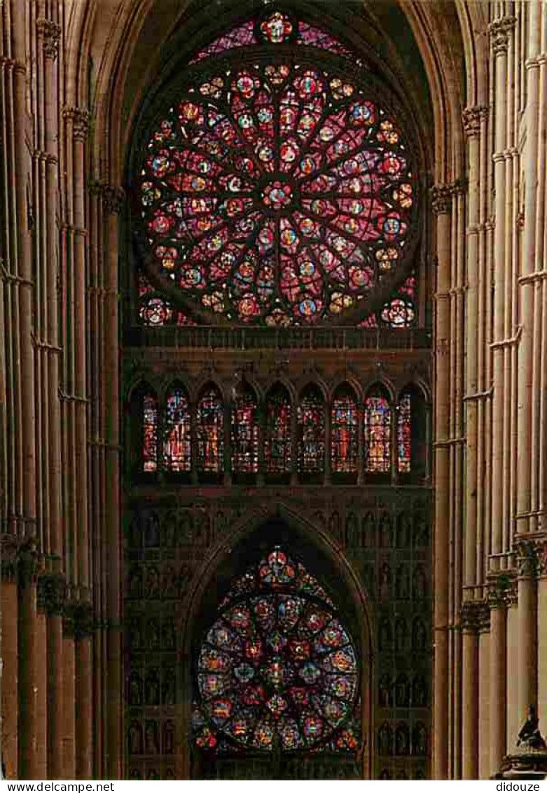 Art - Vitraux Religieux - Reims - La Cathédrale - Les Deux Roses Du Grand Portail - CPM - Voir Scans Recto-Verso - Schilderijen, Gebrandschilderd Glas En Beeldjes