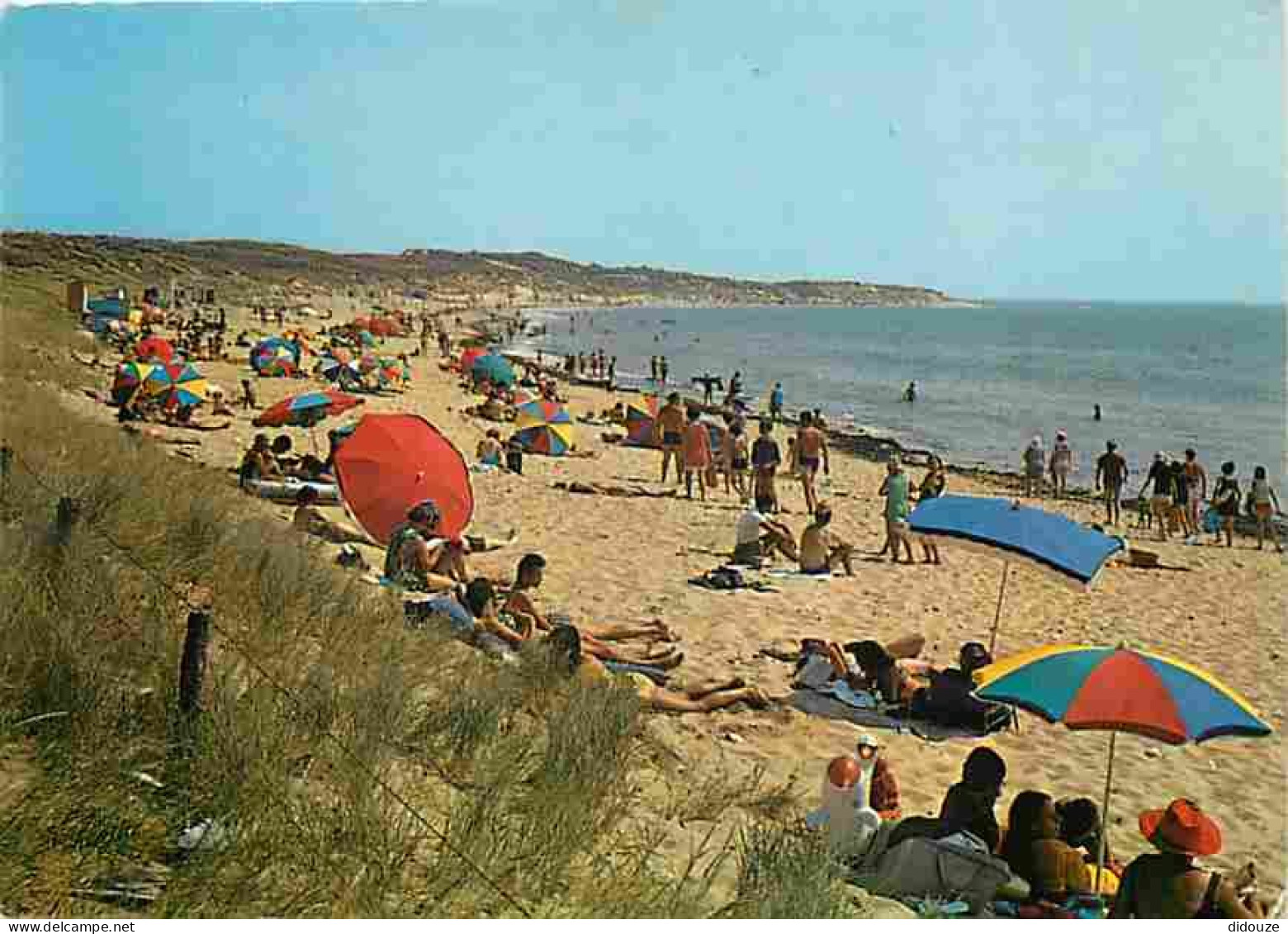 17 - Ile D'Oléron - La Plage De Plaisance - Scènes De Plage - Etat Un Coin Abimé - CPM - Voir Scans Recto-Verso - Ile D'Oléron