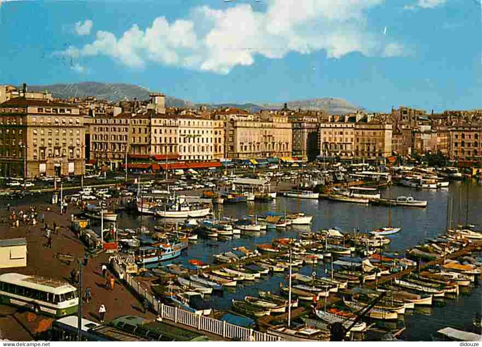 13 - Marseille - Le Vieux Port - Le Quai Des Belges - Bateaux - Automobiles - Bus - Flamme Postale - CPM - Voir Scans Re - Puerto Viejo (Vieux-Port), Saint Victor, Le Panier