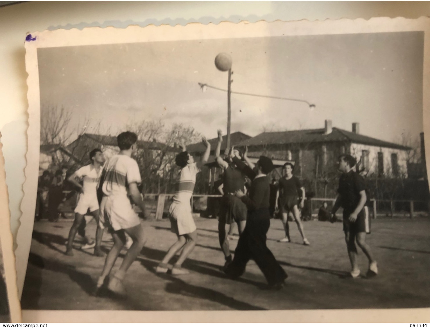 Lot Photos Equipe De Basket Paulhan, Hérault Saison 1945/46 Contre St Pons Pezenas Ales Castelnaudary - Places