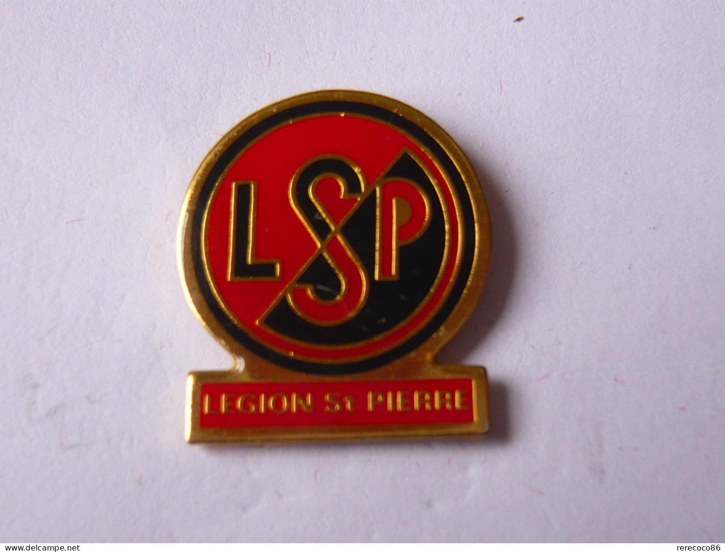 Pin S LSP LEGION SAINT PIERRE CLUB DE FOOTBALL A BREST 29 - Militair & Leger