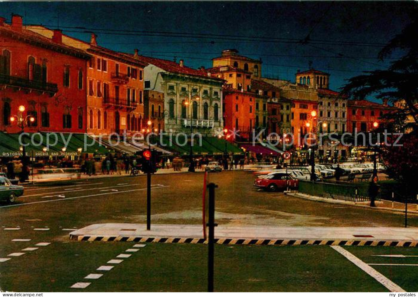 72781038 Verona Veneto Piazza Bra Notturno Verona - Sonstige & Ohne Zuordnung