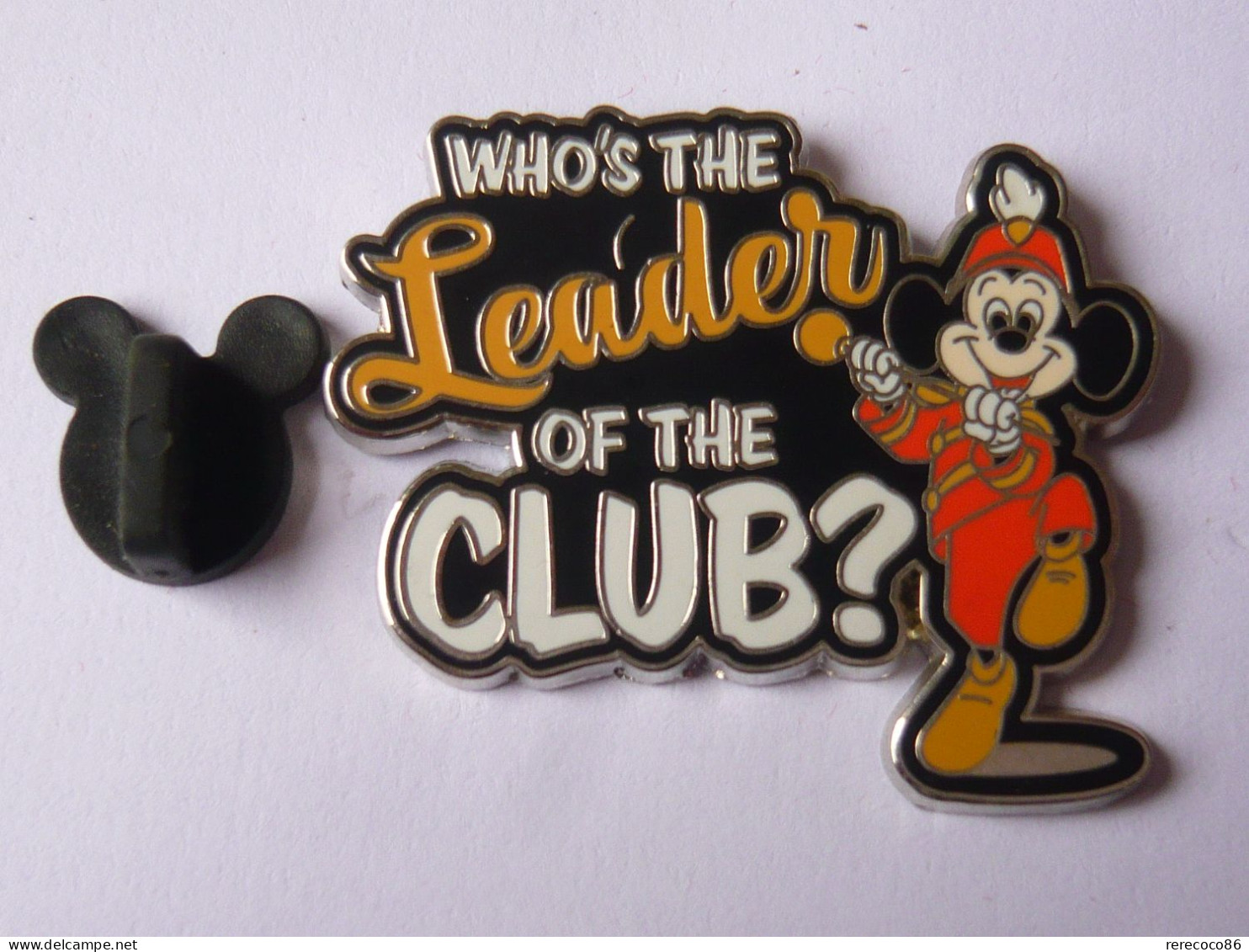 Pin S DISNEY MICKEY QUI EST LE LEADER DU CLUB NEUF - Disney