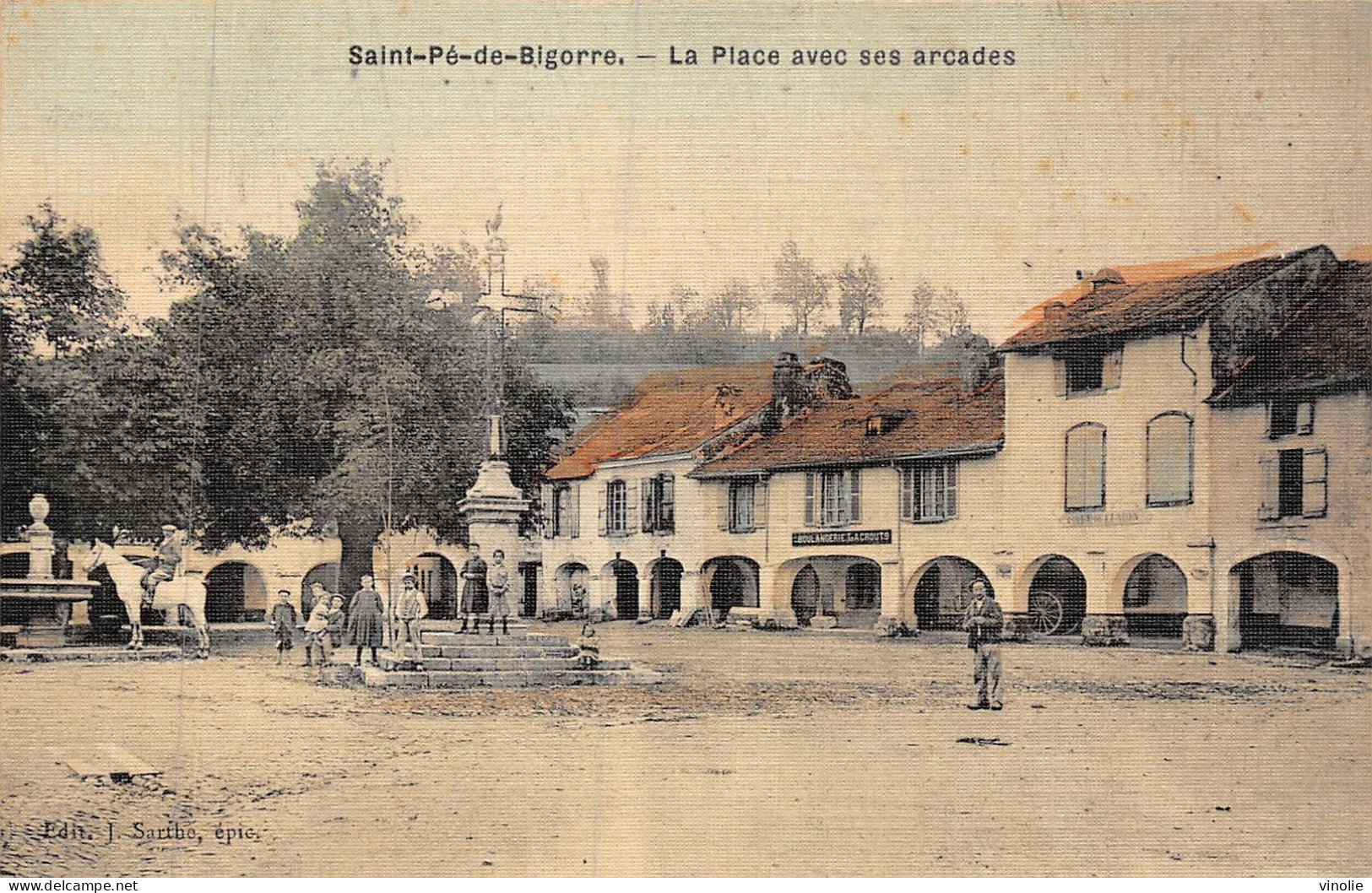 P-24-Mi-Is-1950 : SAINT-PE-DE-BIGORRE LA PLACE. CARTE EN COULEUR - Saint Pe De Bigorre