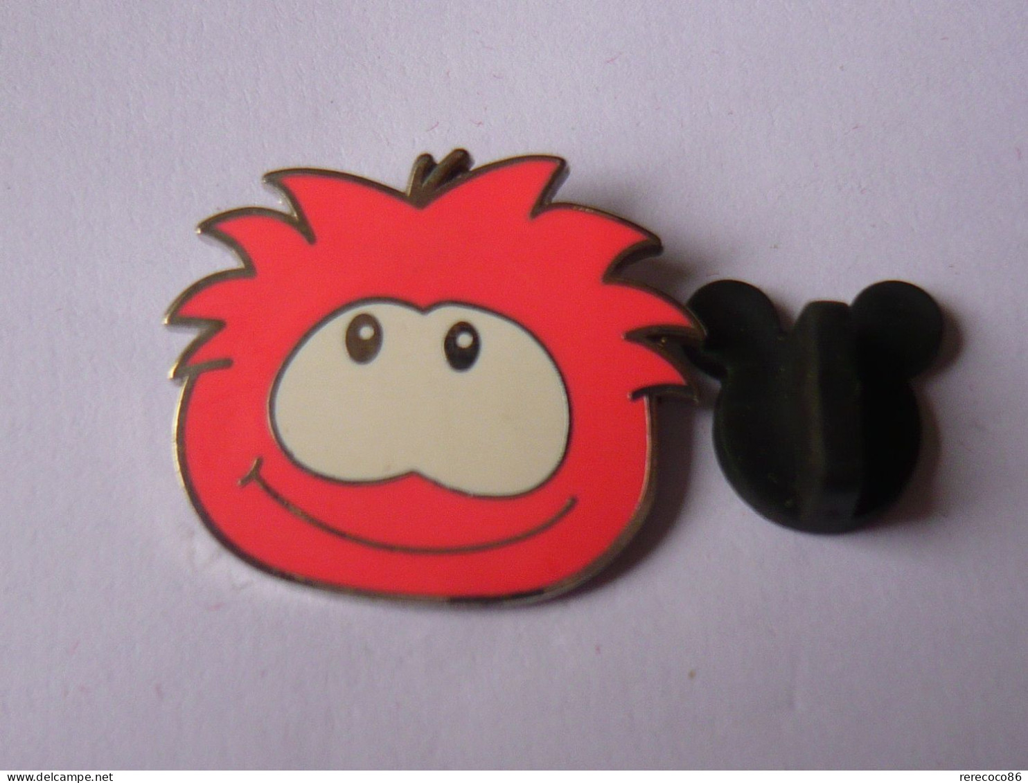 Pin S DISNEY PENGUIN PUFFLE - Disney