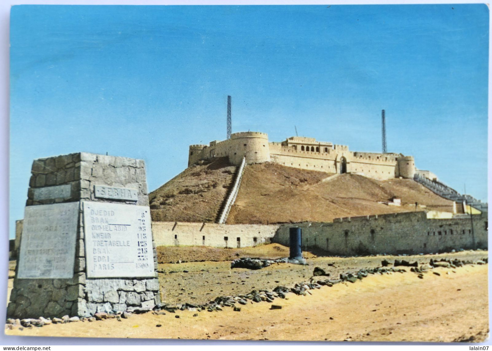 Carte Postale : LIBYE, LIBYA : FEZZAN , The Fort, Panneau Indicateur De Distances - Libya