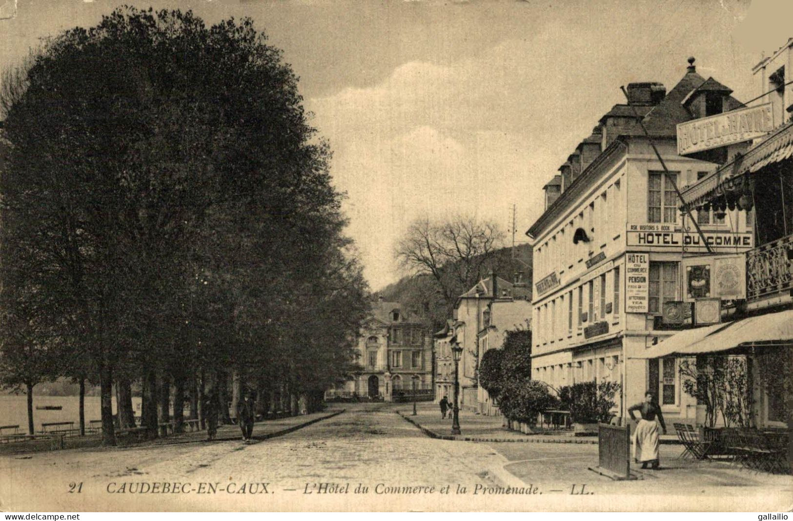 CAUDEBEC EN CAUX L'HOTEL DU COMMERCE ET LA PROMENADE - Caudebec-en-Caux