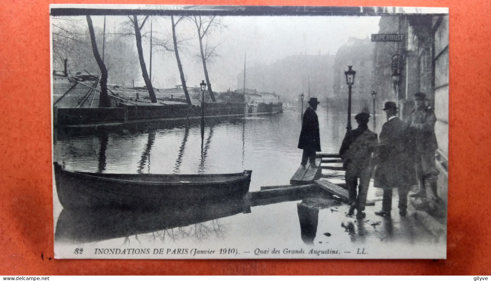 CPA (75) Inondations De Paris .1910. Quai Des Grands Augustins.  (7A.758)d - Inondations De 1910