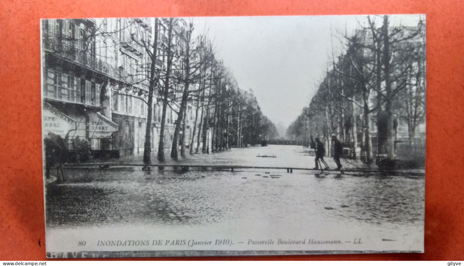 CPA (75) Inondations De Paris. 1910. Passerelle Boulevard Haussmann.  (7A.764) - Alluvioni Del 1910