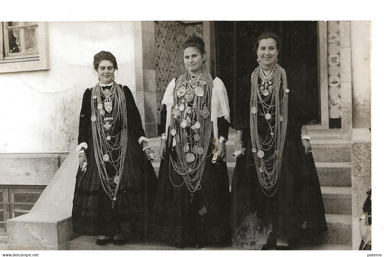 Femmes Costumes Portugal - Autres & Non Classés