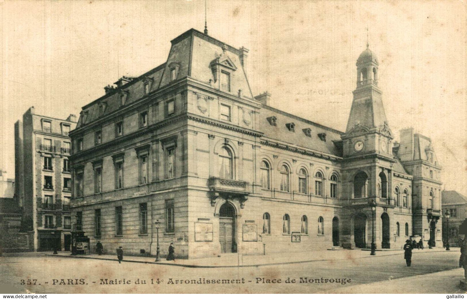 PARIS MAIRIE DU 14 EME ARRONDISSEMENT PLACE DE MONTROUGE - District 14