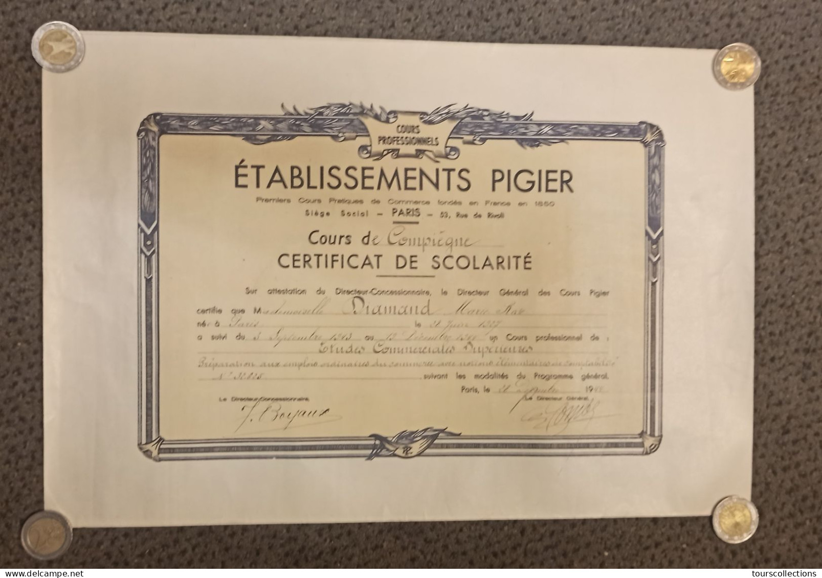 DIPLOME EDUCATION - CERTIFICAT D'ETUDES Commerciales Supérieures 1944 De Melle DIAMAND Née En 1927 à Paris. WW2 Guerre - Diplômes & Bulletins Scolaires