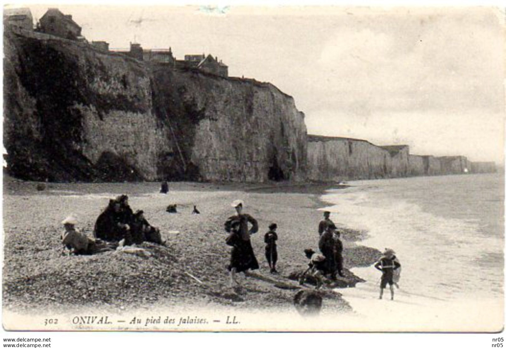 80  - ONIVAL( Somme )   - Au Pied Des Falaises - Onival