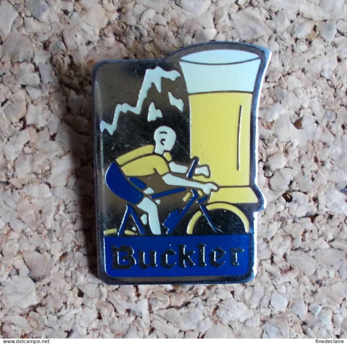 Pin's - Cyclisme - Buckler - Bierpins