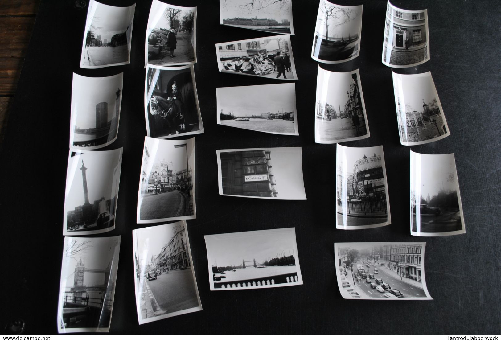 Lot De 20 Photos N&B (12.5 X 9 Cm) Londres 1960 Tower Bridge Black Cabs Downing Street Westminster Palace - Lieux