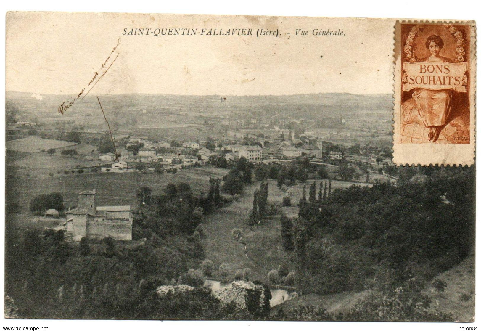 ST QUENTIN-FALLAVIER 38. VUE GENERALE VERS 1910 AVEC TIMBRE BONS SOUHAITS DE P. RIQUEL. - Autres & Non Classés