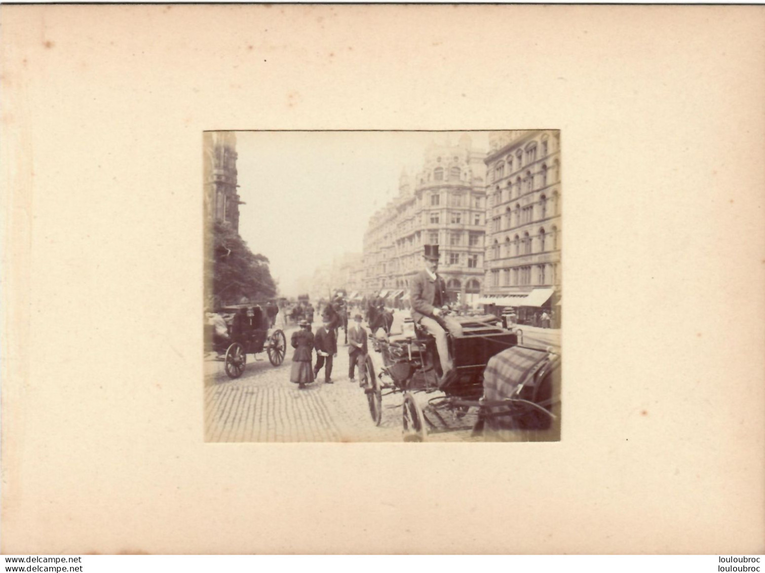 EDIMBOURG PRINCES STREET  FIN 19e PHOTO ORIGINALE DE 8.50X7 CM COLLEE SUR CARTON 18X13CM - Old (before 1900)