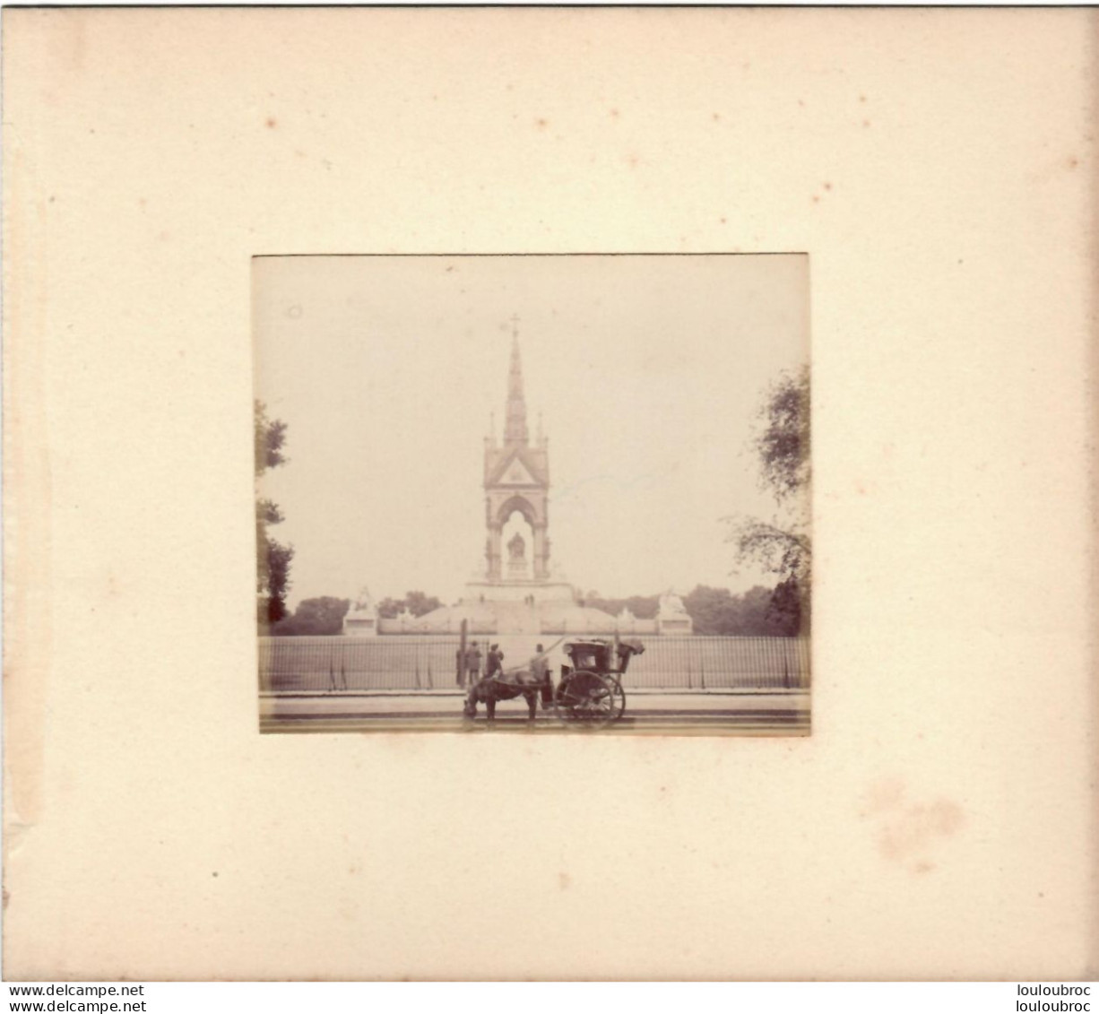 LONDRES MONUMENT DU PRINCE ALBERT FIN 19e PHOTO ORIGINALE SUR CARTON 16 X 14 CM FORMAT PHOTO 8.50 X 7 CM - Oud (voor 1900)