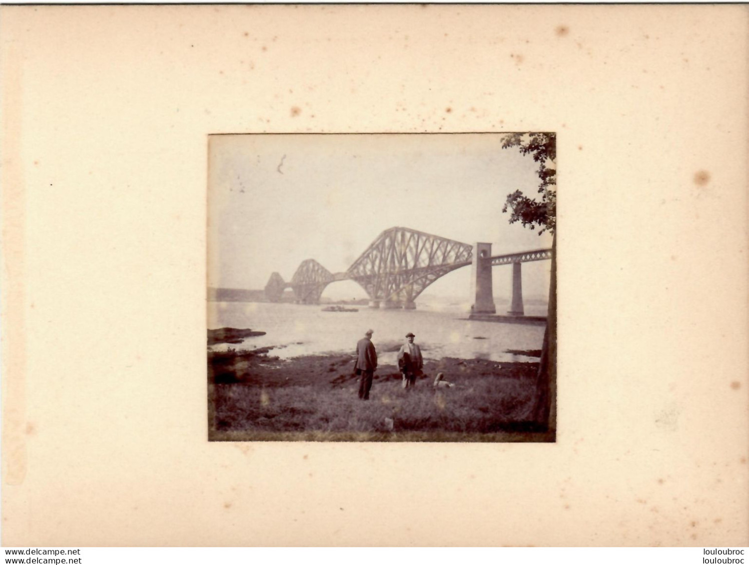 ENVIRONS D'EDIMBOURG ECOSSE FORTH BRIDGE  FIN 19em PHOTO ORIGINALE 8.50X7CM SUR CARTON DE 18X13CM - Alte (vor 1900)