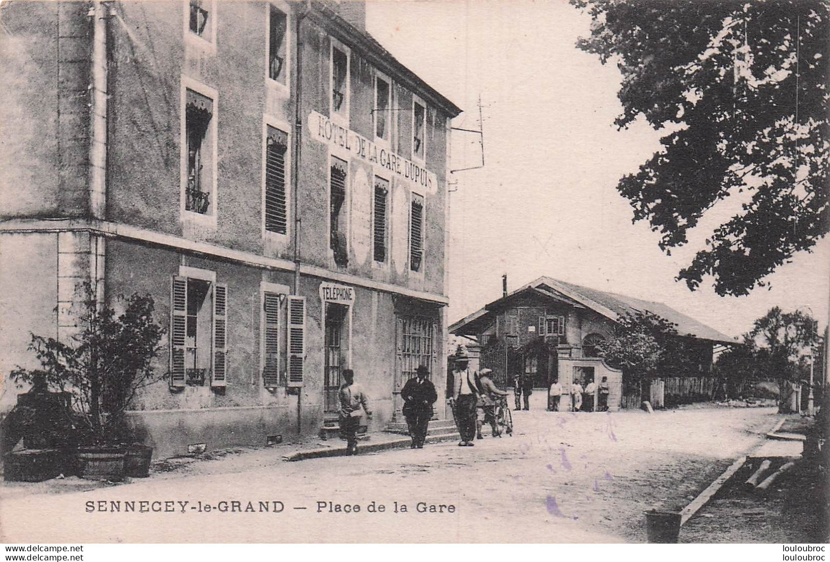 SENNECEY LE GRAND PLACE DE LA GARE - Autres & Non Classés