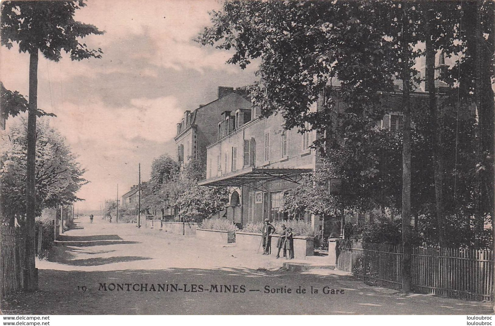 MONTCHANIN LES MINES SORTIE DE LA GARE - Andere & Zonder Classificatie