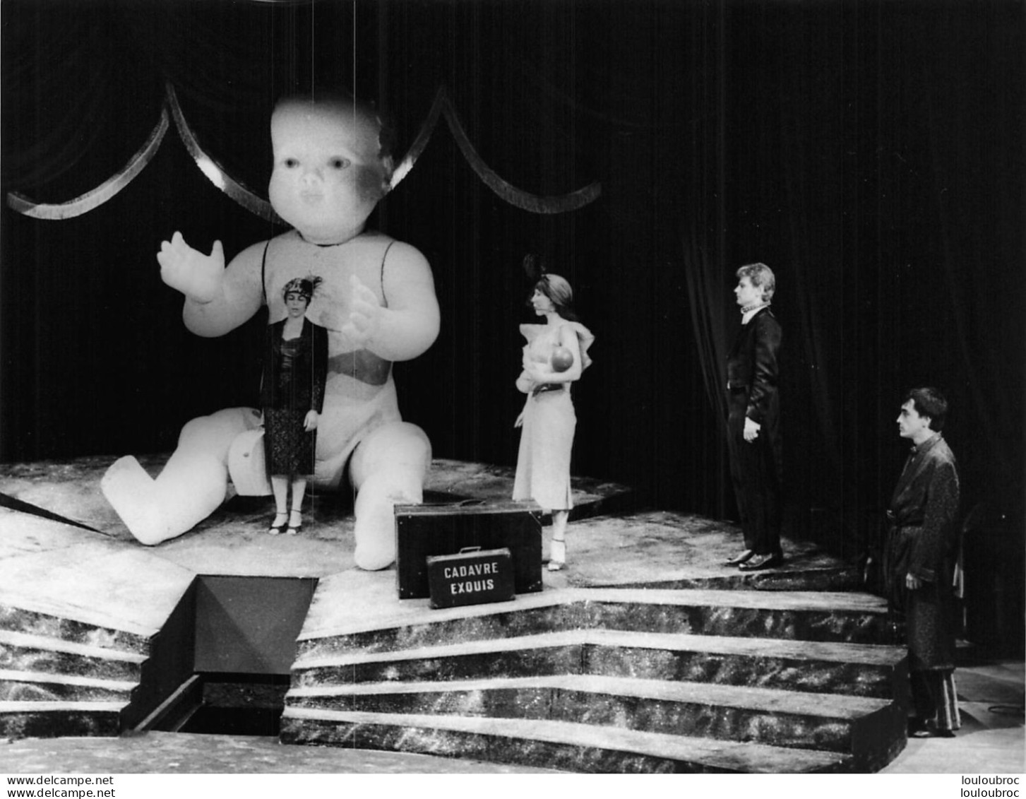 THEATRE LES MYSTERES DE L'AMOUR DE ROGER VITRAC REPRESENTATION A AVIGNON 1980 PHOTO ORIGINALE 20X15CM R7 - Berühmtheiten