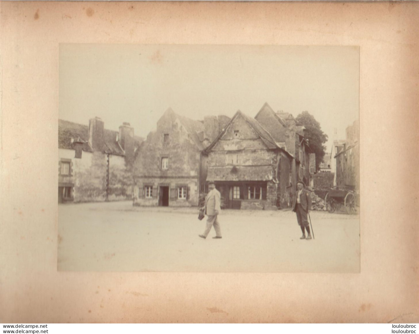 QUIMPERLE PLACE NOTRE DAME VIEILLES MAISONS  PHOTO ORIGINALE SUR CARTON 23 X 18 CM FORMAT PHOTO 17 X 12.50 CM - Old (before 1900)