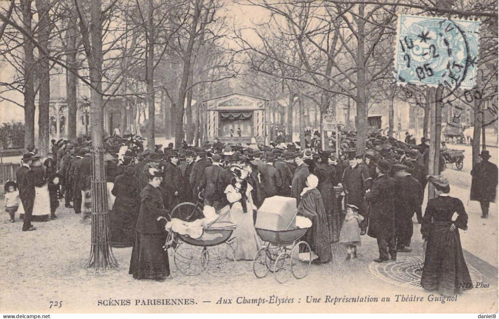 PARIS - Scènes PARISIENNES -- Aux Champs Elysées : Une Représentation Au Théâtre Guignol - Artisanry In Paris