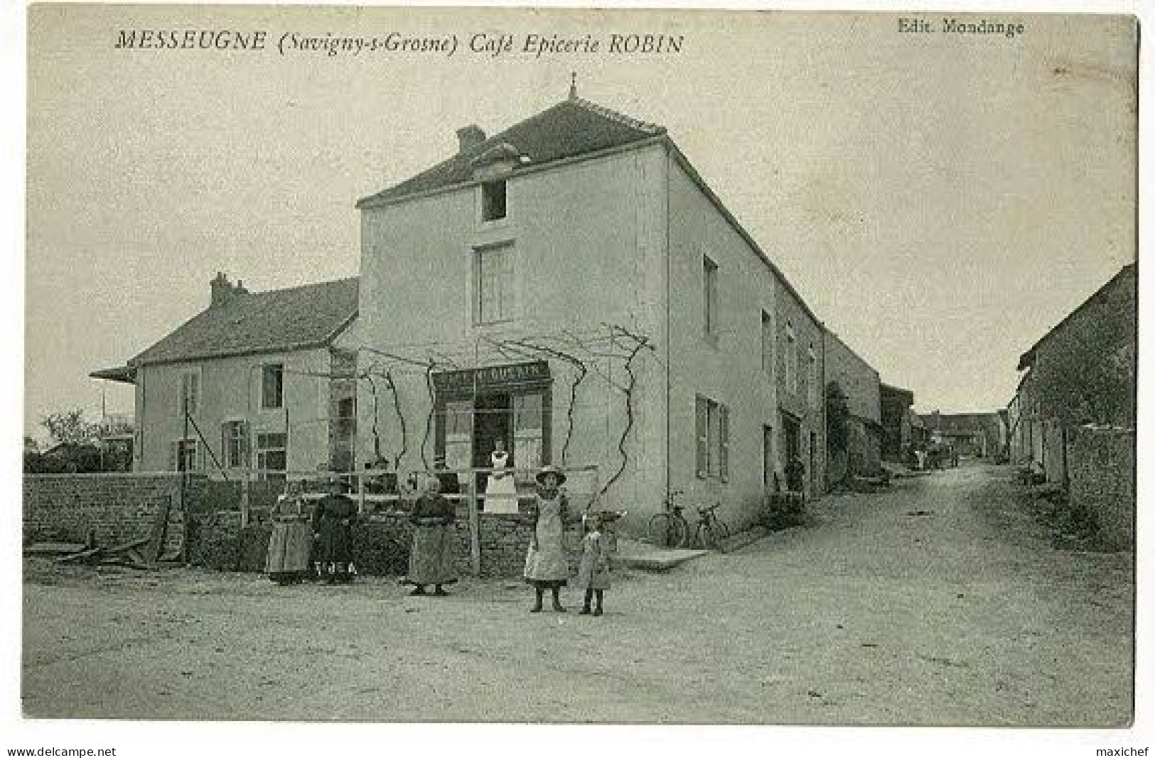 Messeugne (Savigny S Grosne) Café Epicerie Robin, Ancien Café Vve Guerin (animation) Pas Circ - Autres & Non Classés