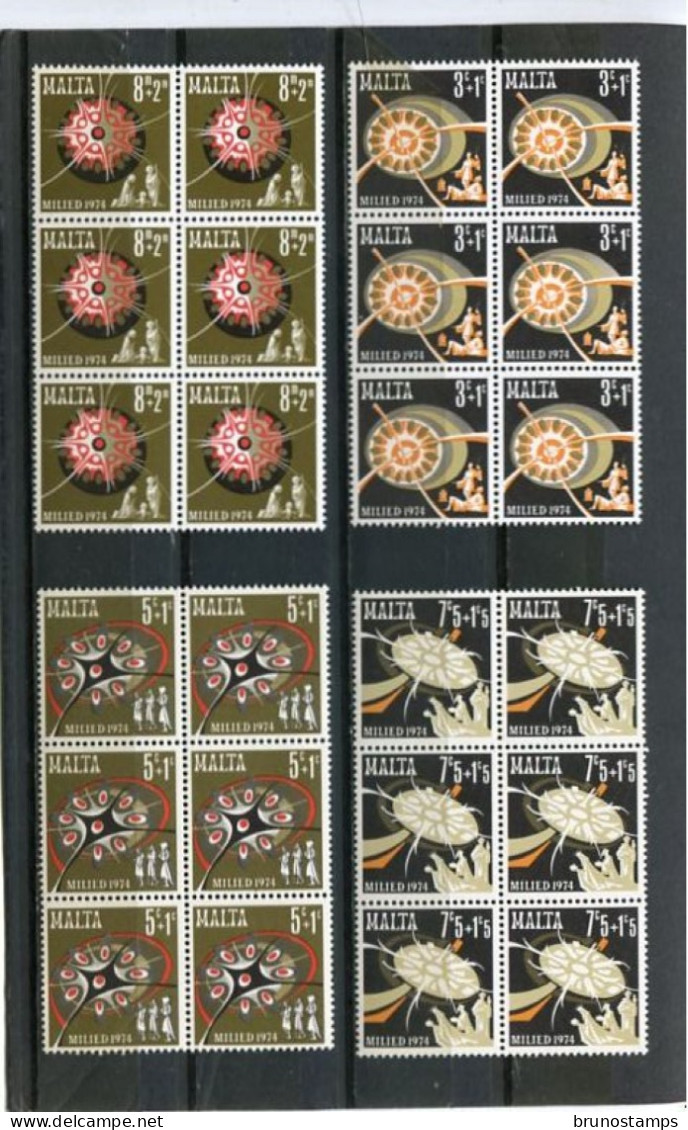 MALTA - 1974  CHRISTMAS SET  BLOCK OF 6  MINT NH - Malte