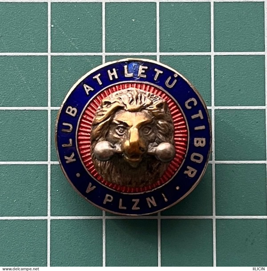 Badge Pin ZN013225 - Weightlifting Wrestling Czechia Klub Atletu Ctibor Plzen Pilsen - Haltérophilie