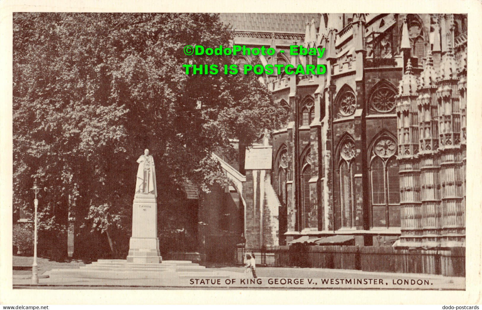 R359723 London. Westminster. Statue Of King George V - Andere & Zonder Classificatie