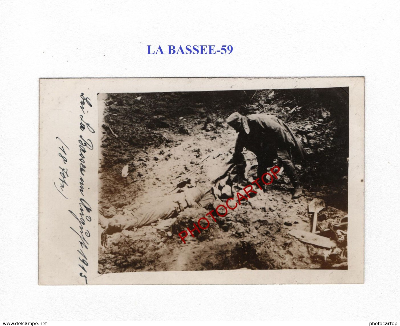 LA BASSEE-59-Tranchee-CADAVRES-18x MORTS-Aout 1915-CARTE PHOTO Allemande-GUERRE 14-18-1 WK-MILITARIA- - War 1914-18