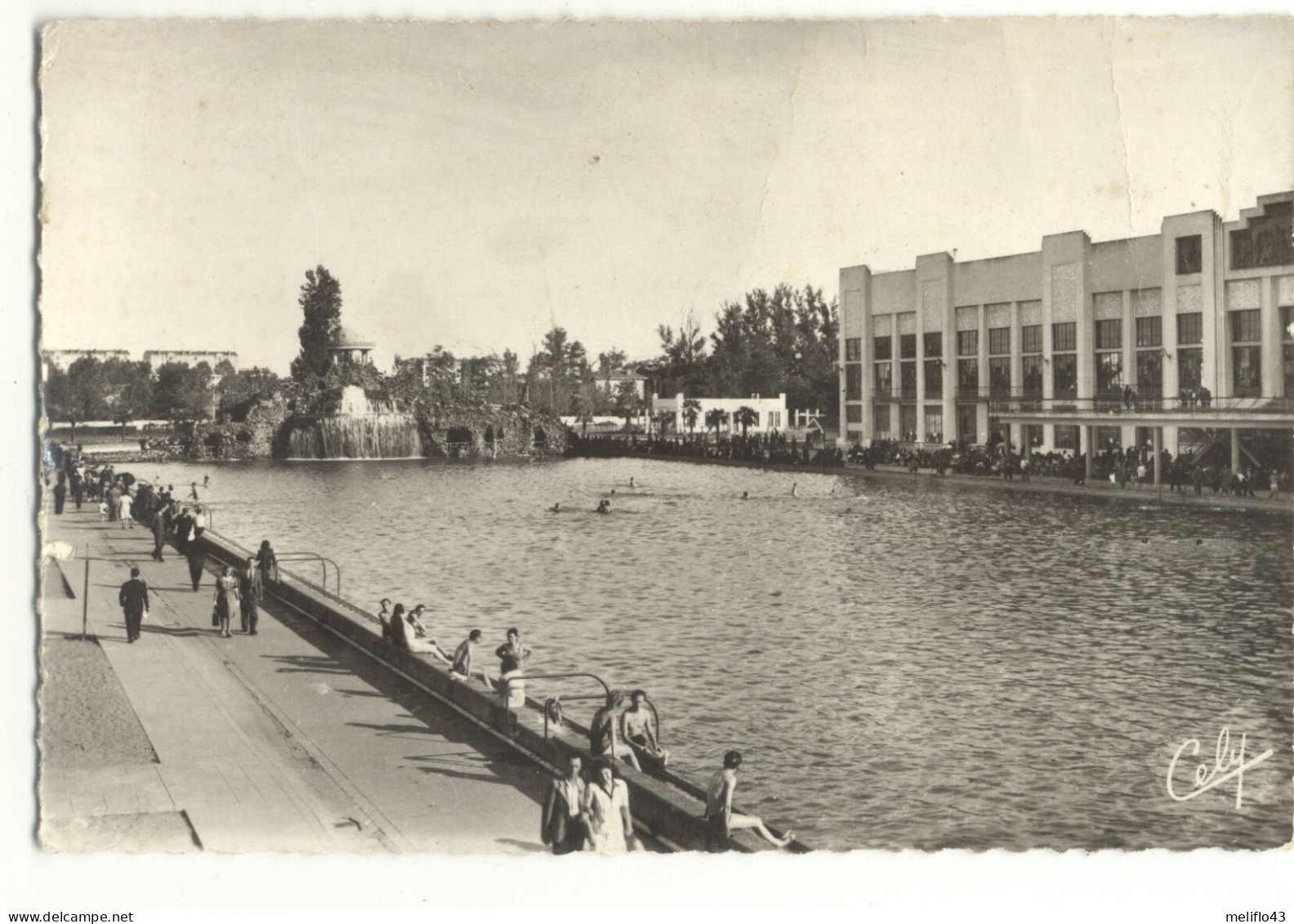 31/ CPSM - Toulouse - La Piscine Du PArc Municipal. La Cascade Et Le Rocher - Toulouse