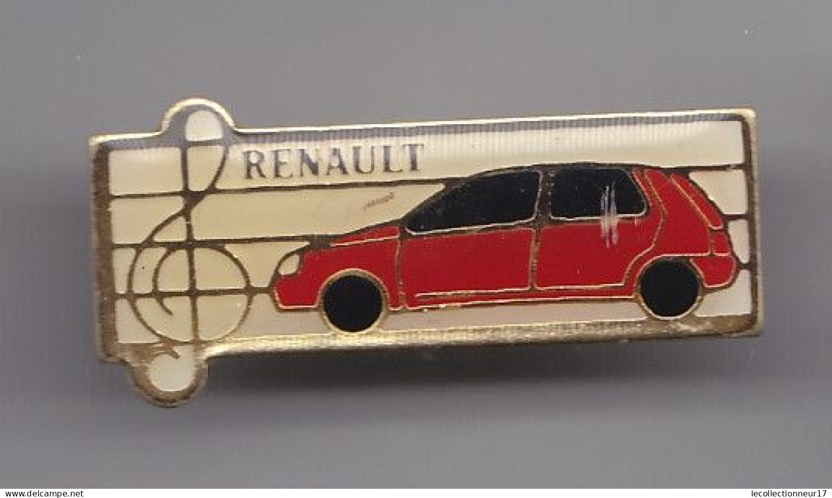 Pin's Voiture Renaut De Couleur Rouge Clef De Sol Note De Musique Réf 4385 - Renault